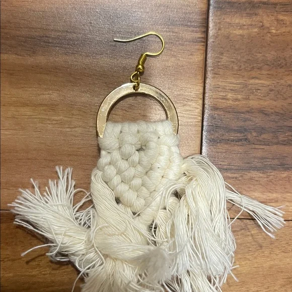 Cream Macrame Hoop Earrings - Picture 4 of 4